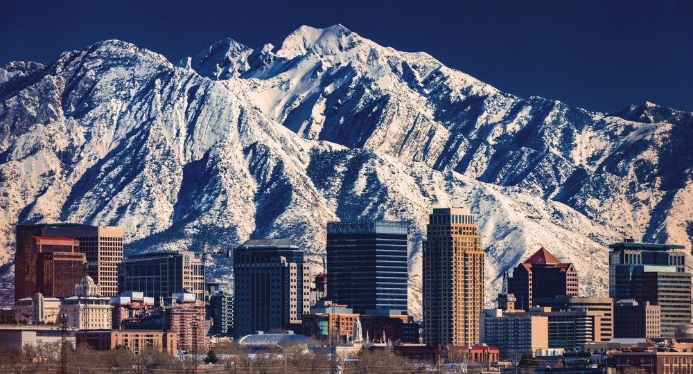A,Record-breaking,Snowpack,In,The,Wasatch,Mountains,Behind,The,Downtown