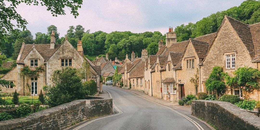 The Very Best Ways To Travel Around England