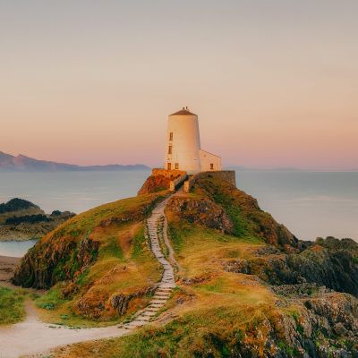 20 Very Best Places In North Wales To Visit (and how to find them)