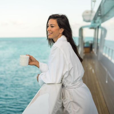 Strategic timing for your ultra-luxury yacht charter experience