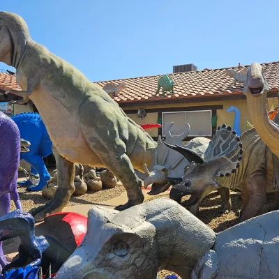 Roadside Dinosaurs: An American Love Story