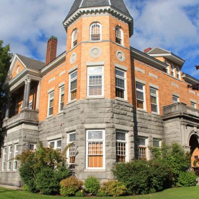 Could New Border Restrictions Literally Tear the Haskell Free Library Apart?