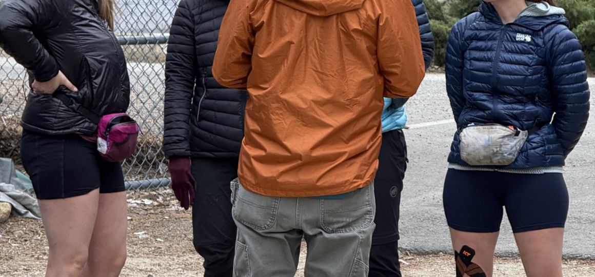 Meet the Volunteers Who Keep Thru-Hikers Moving