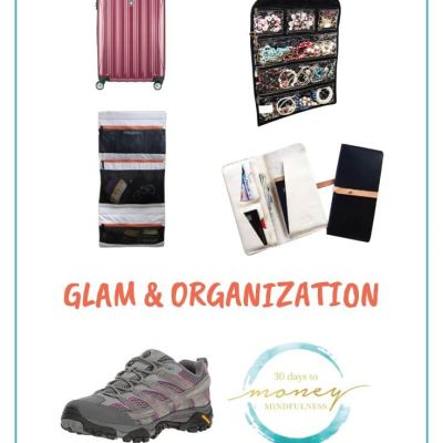 20 Exciting Travel Gifts for Women To Make Her Smile!